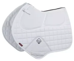 LeMieux ProSorb Plain Close Contact Saddlecloth -Exquisite Equestrian Equipment Store 0d19a990a96fe86f9fc23711a25a0392.image .669x550 jpg