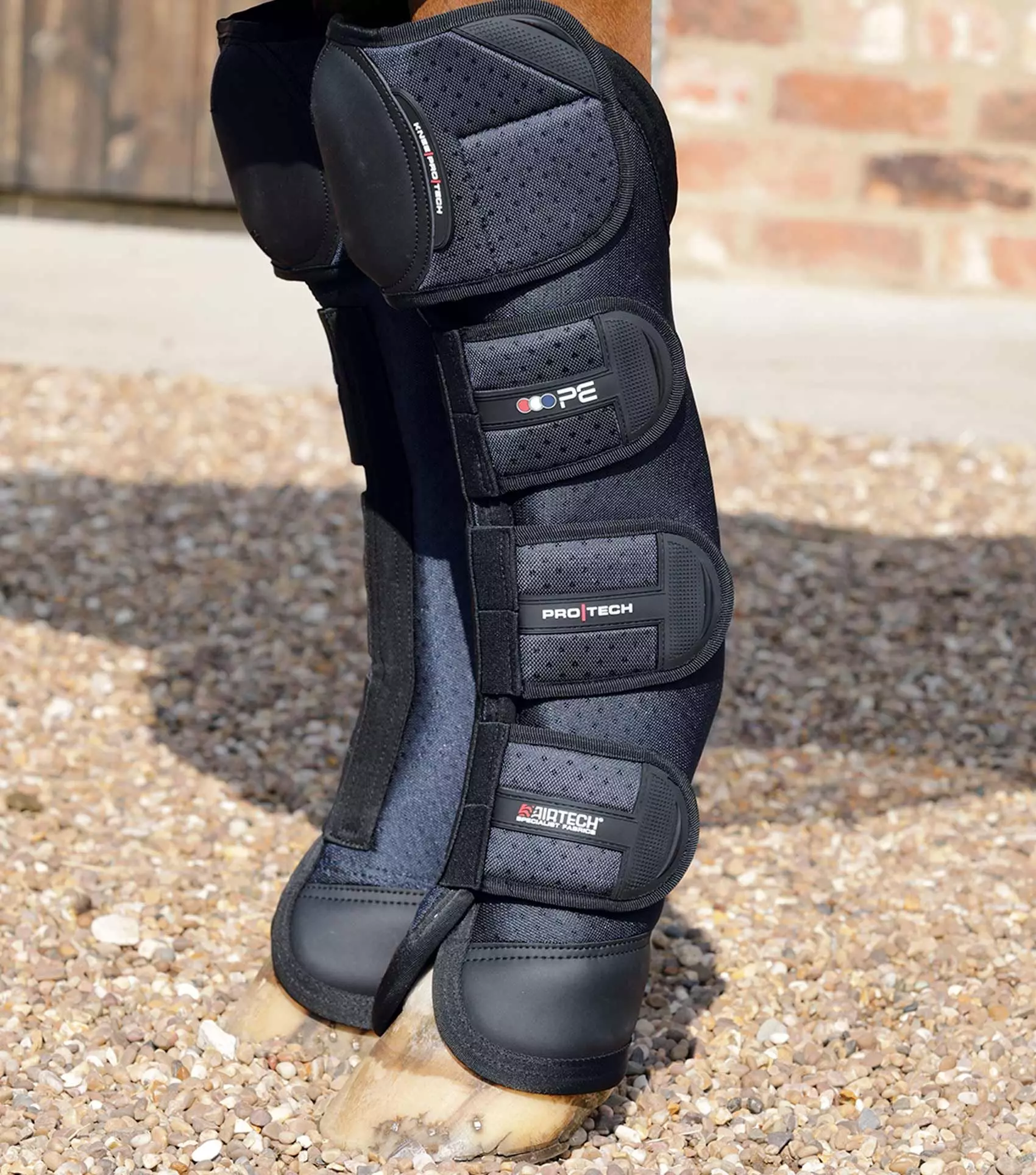 Premier Equine Airtechnology Knee Pro-Tech Horse Travel Boots 8 Premier Equine Airtechnology Knee Pro-Tech Horse Travel Boots - Image 6