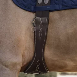 Kentucky Horsewear Kentucky Anatomic Girth 28 Kentucky Horsewear Kentucky Anatomic Girth -Exquisite Equestrian Equipment Store anatomic girth brown2 3 png