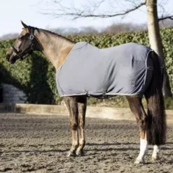 LeMieux Arika Jersey-Tek Rug 25 LeMieux Arika Jersey-Tek Rug -Exquisite Equestrian Equipment Store arika jersey tek rug grey 2 1 4 jpg