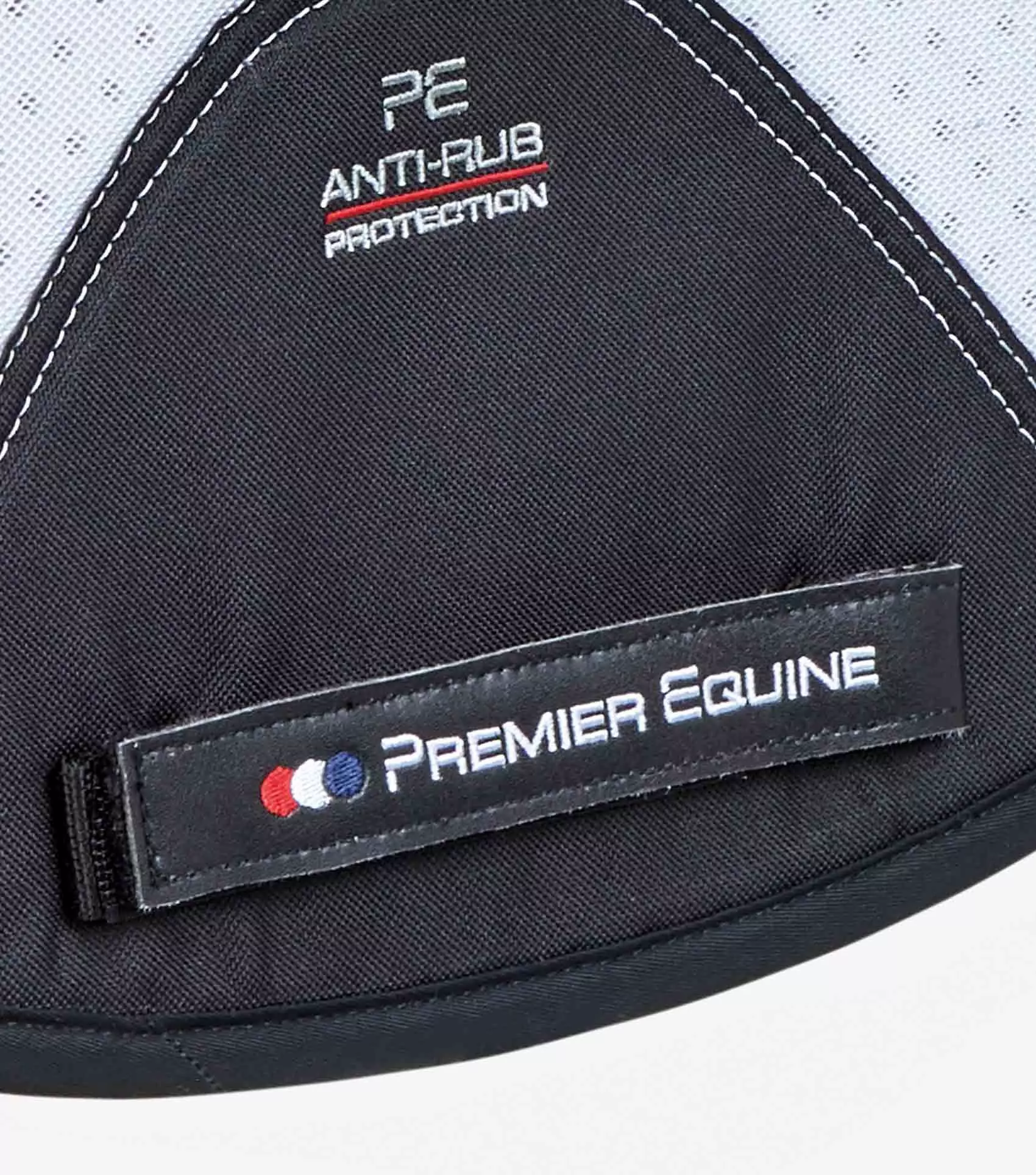 Premier Equine Close Contact Airtechnology Shockproof Wool Saddle Pad - GP/Jump Square White/Black Wool 5 Premier Equine Close Contact Airtechnology Shockproof Wool Saddle Pad - GP/Jump Square White/Black Wool - Image 3