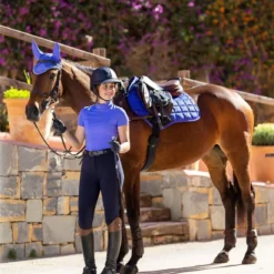 LeMieux Carbon Mesh Close Contact Square -Exquisite Equestrian Equipment Store g0a3952 hr jpg