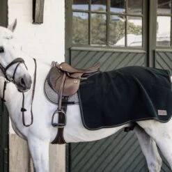 Kentucky Horsewear Kentucky Quarter Rug Heavy Fleece 25 Kentucky Horsewear Kentucky Quarter Rug Heavy Fleece -Exquisite Equestrian Equipment Store heavy pine on horse