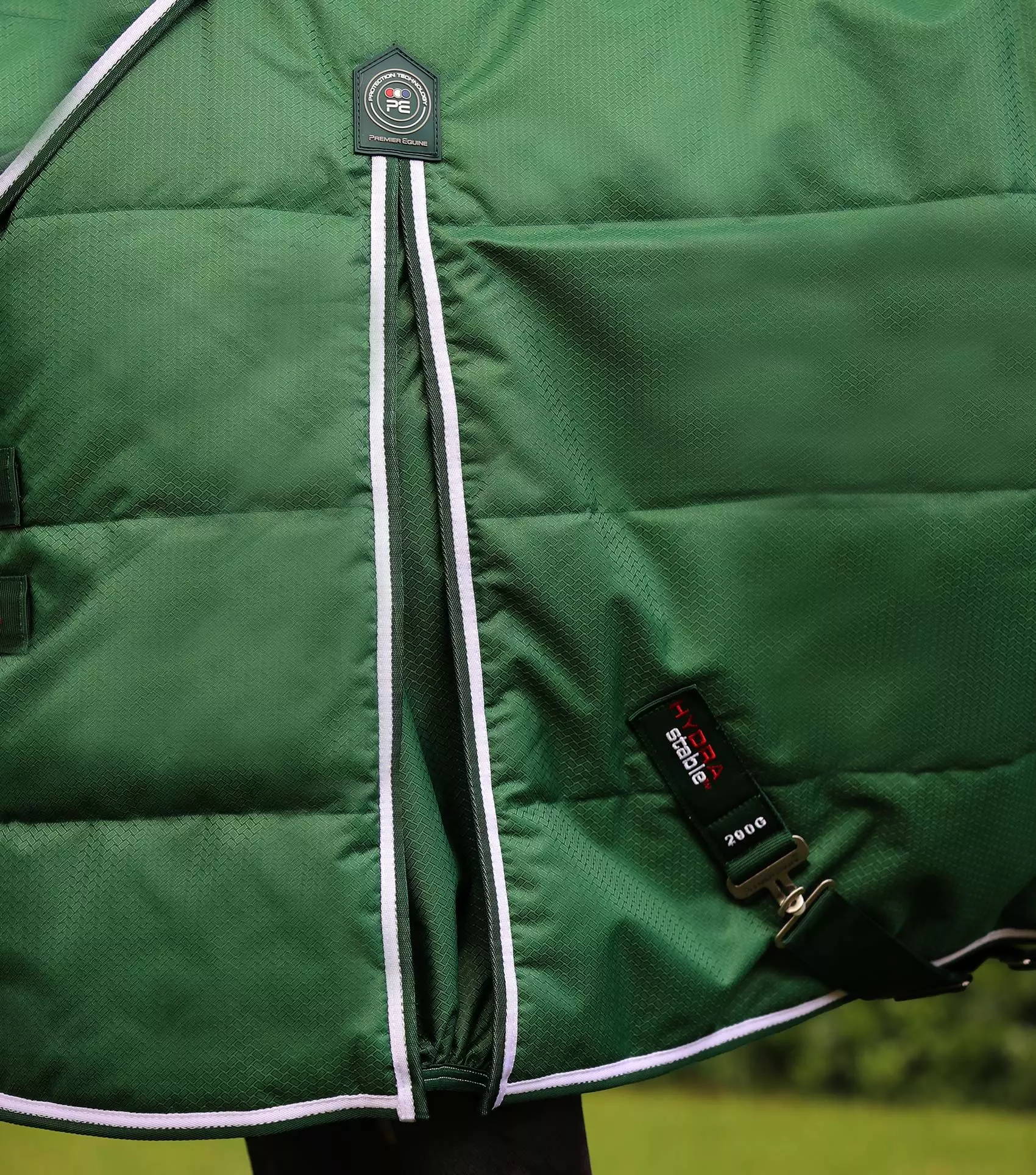 Premier Equine Hydra 200g Stable Rug With Neck Cover 20 Premier Equine Hydra 200g Stable Rug With Neck Cover - Image 18