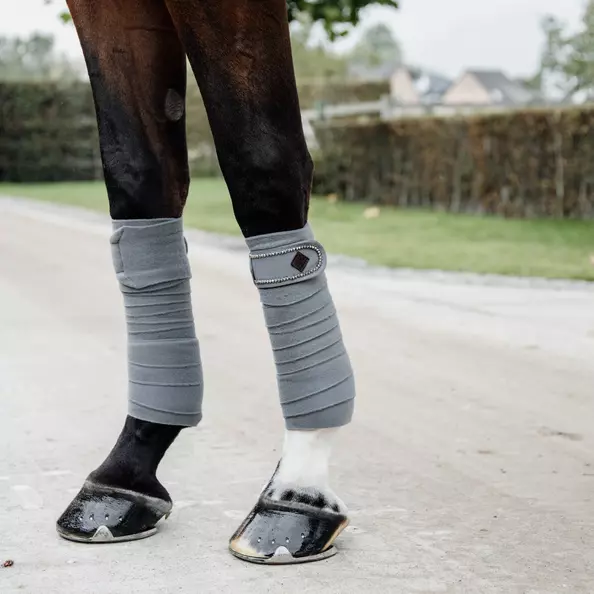 Kentucky Horsewear Kentucky Pearls Polar Fleece Bandage - Set Of 4 8 Kentucky Horsewear Kentucky Pearls Polar Fleece Bandage - Set Of 4 - Image 6