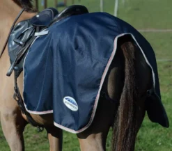 Weatherbeeta Essential Fleece Lined Quarter Sheet 27 Weatherbeeta Essential Fleece Lined Quarter Sheet -Exquisite Equestrian Equipment Store quarter1 1 2 jpg