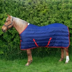 John Whitaker Thomas 250g Stable Rug - Navy Red -Exquisite Equestrian Equipment Store r136b web 650x650 1 4 jpg