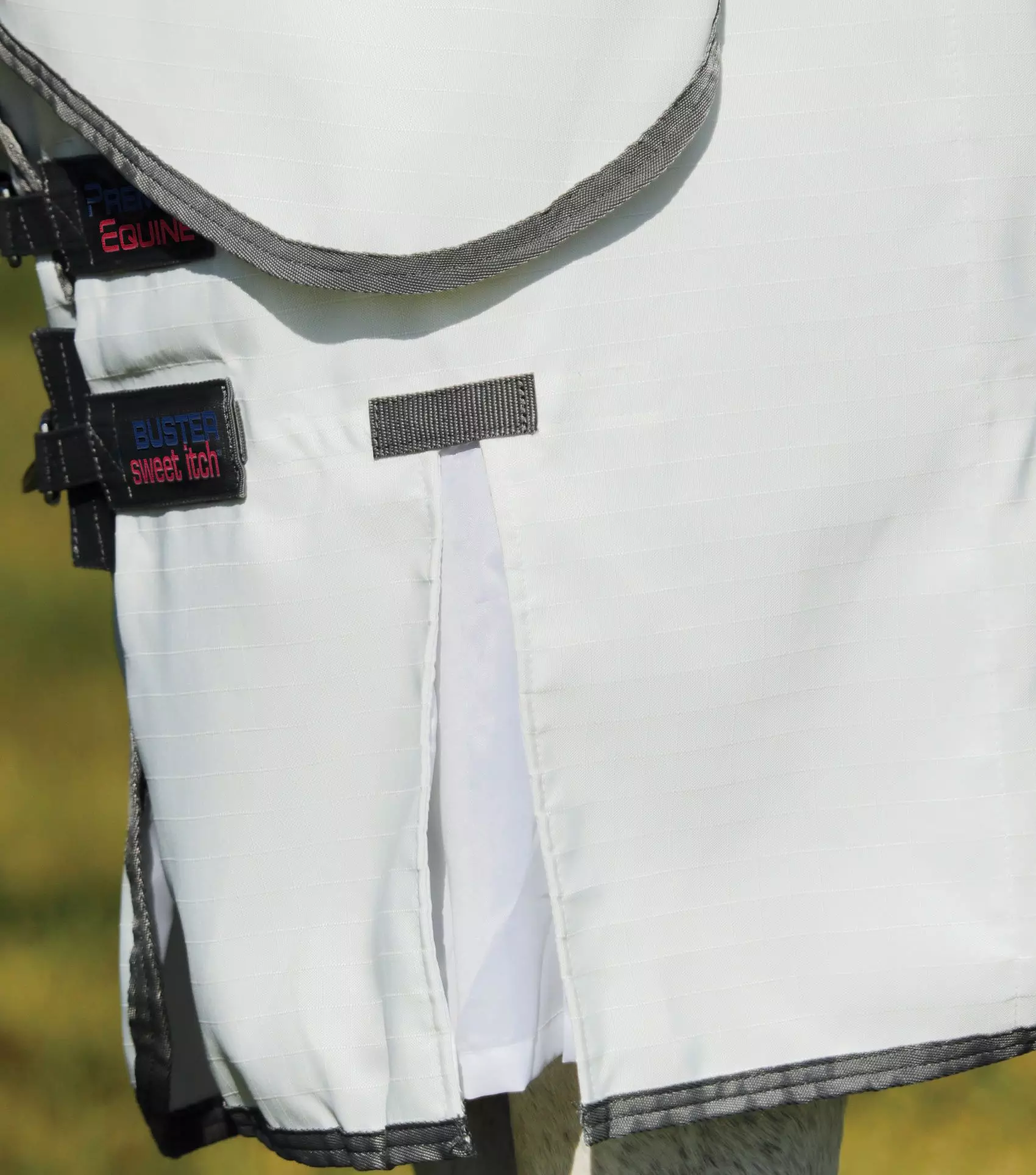 Premier Equine Sweet Itch Buster Fly Rug With Belly Flap 14 Premier Equine Sweet Itch Buster Fly Rug With Belly Flap - Image 12