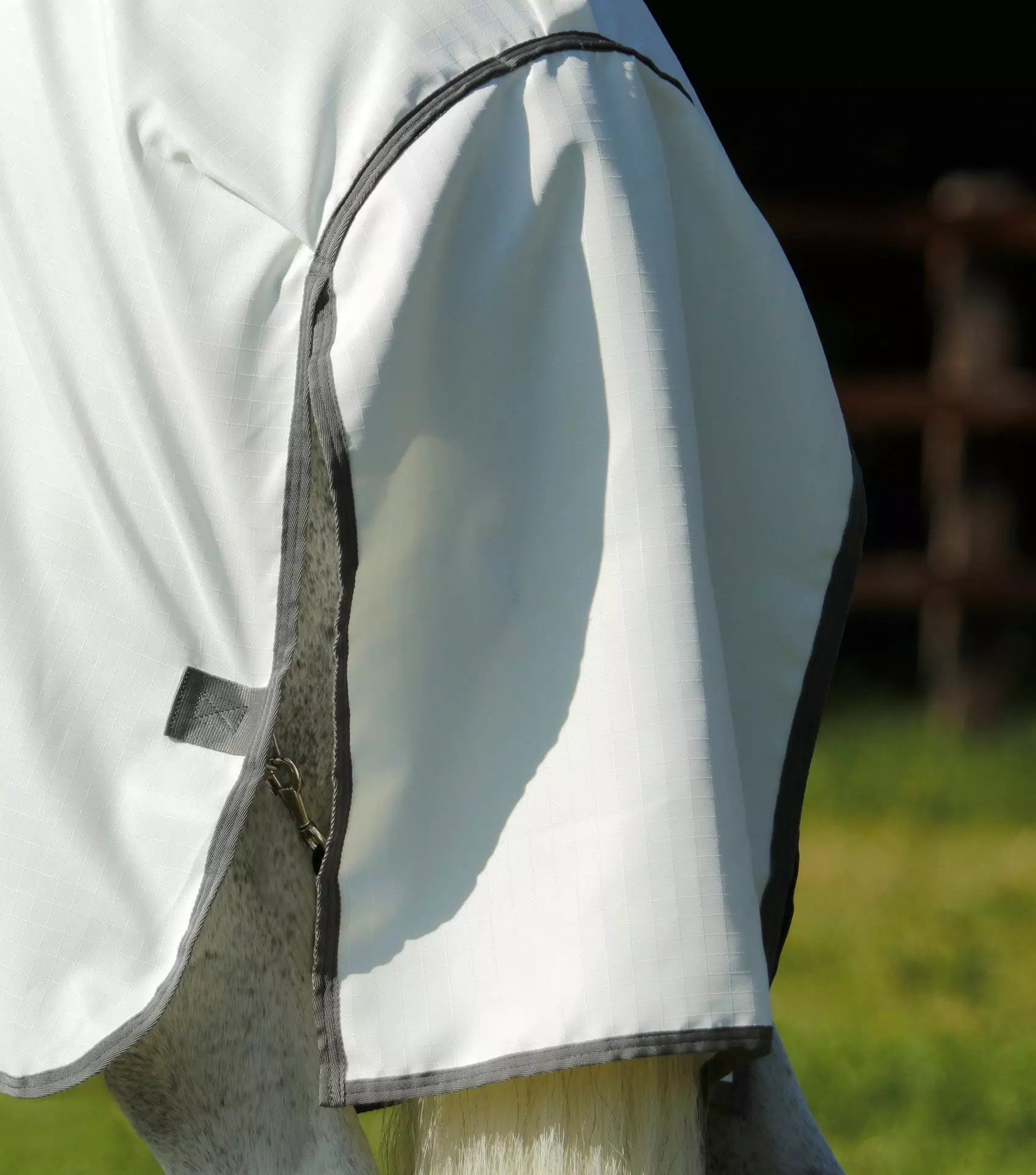 Premier Equine Sweet Itch Buster Fly Rug With Belly Flap 3 Premier Equine Sweet Itch Buster Fly Rug With Belly Flap