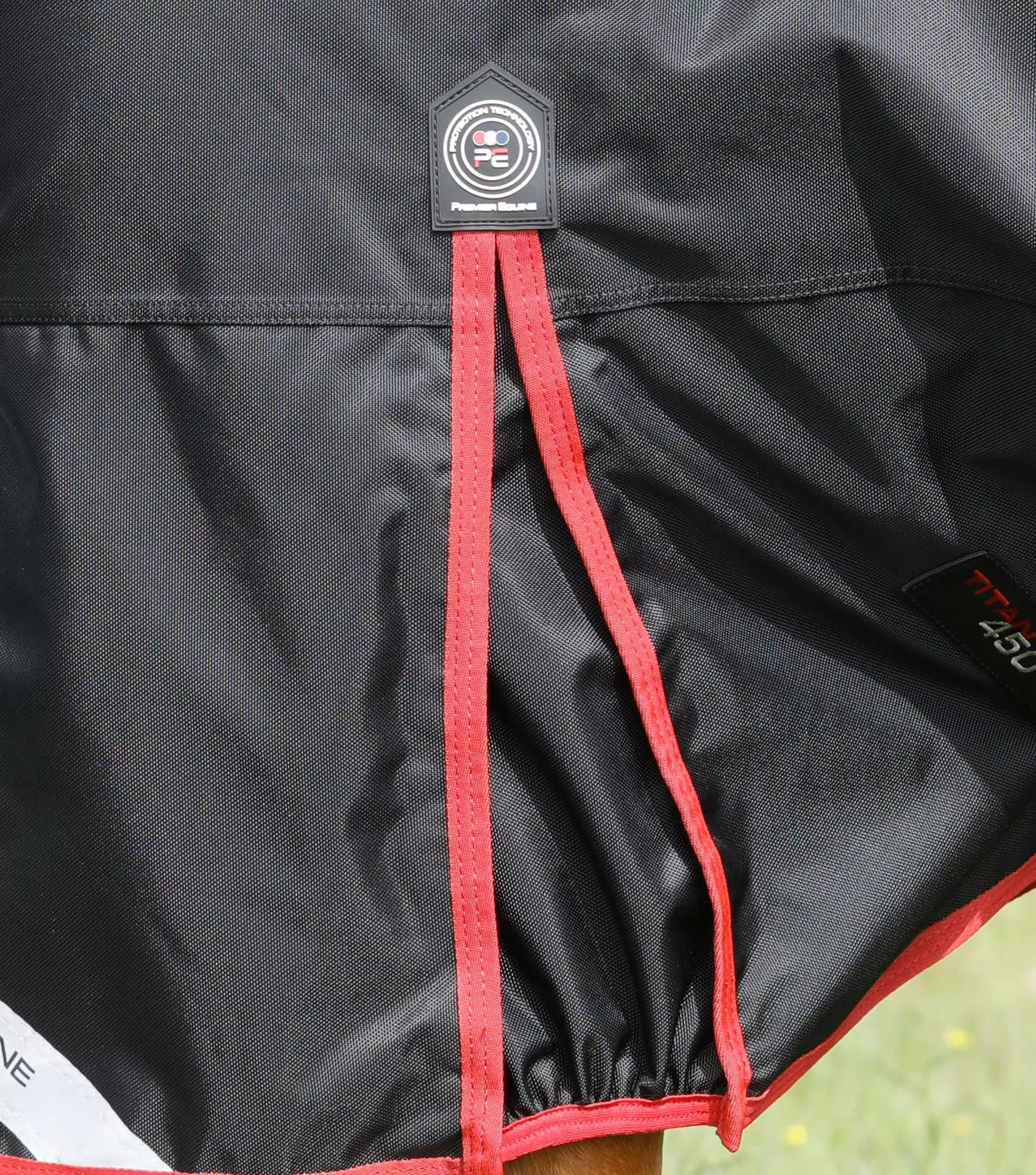 Premier Equine Titan 450g Original Turnout Rug 9 Premier Equine Titan 450g Original Turnout Rug - Image 7