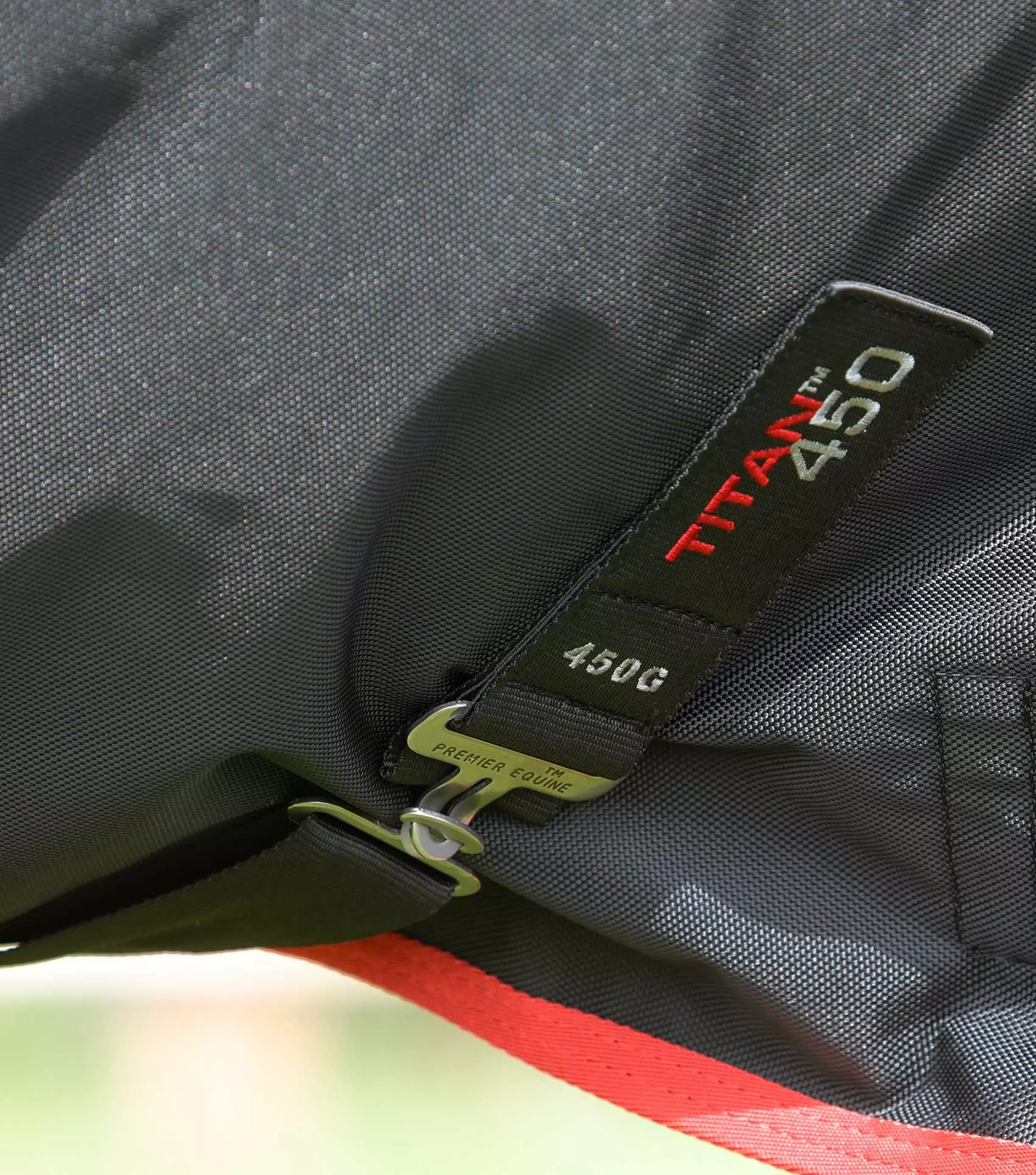 Premier Equine Titan 450g Original Turnout Rug 19 Premier Equine Titan 450g Original Turnout Rug - Image 17