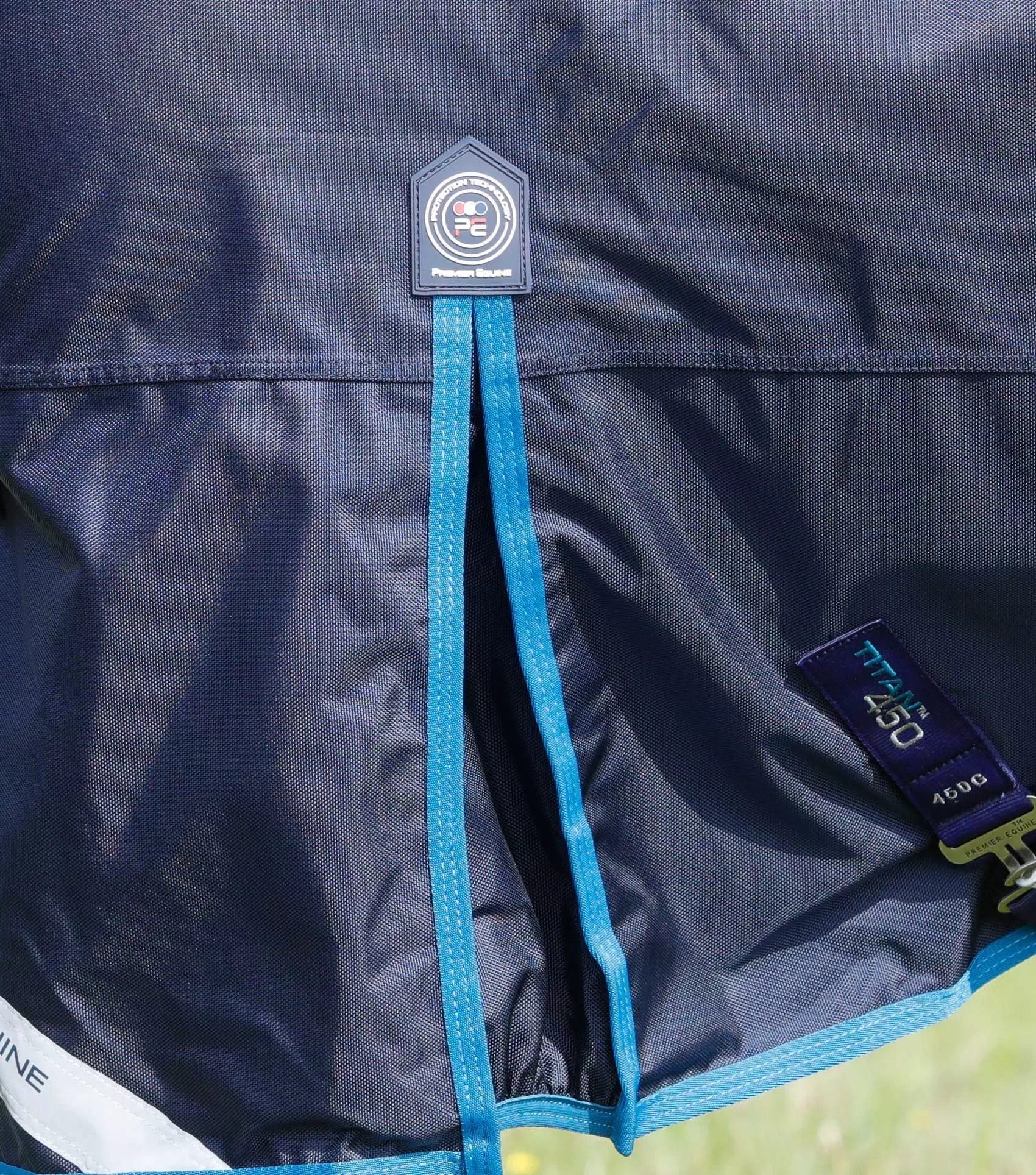 Premier Equine Titan 450g Original Turnout Rug 6 Premier Equine Titan 450g Original Turnout Rug - Image 4